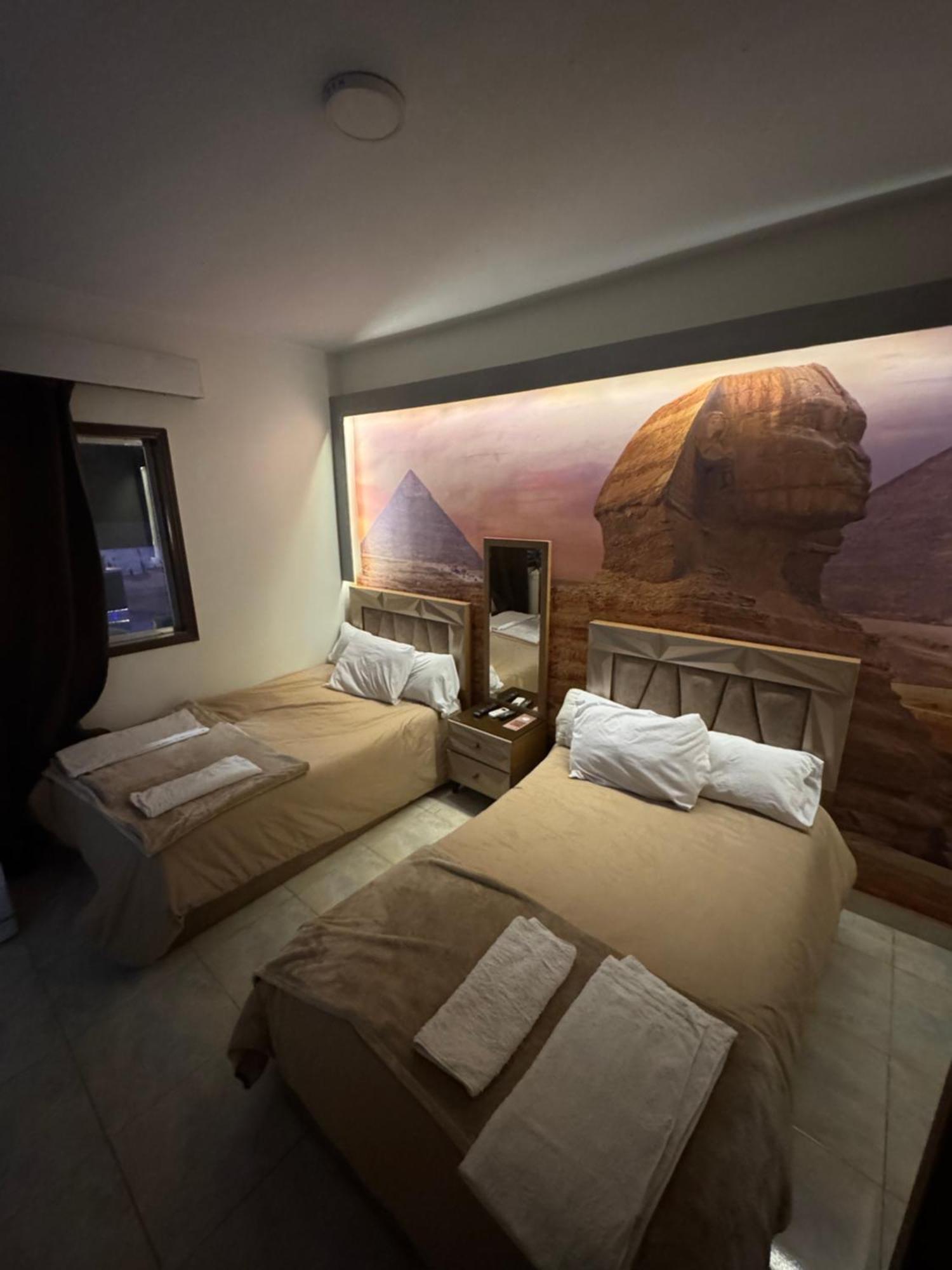 Hotel Nefertiti Pyramids View Kair Zewnętrze zdjęcie