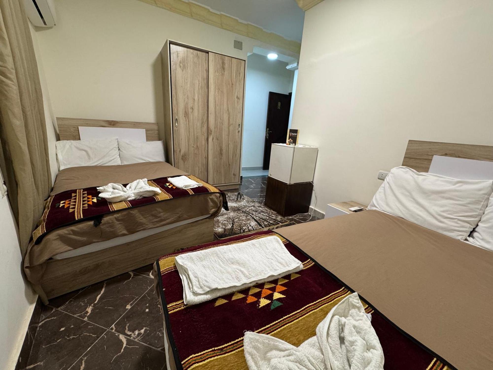 Hotel Nefertiti Pyramids View Kair Zewnętrze zdjęcie