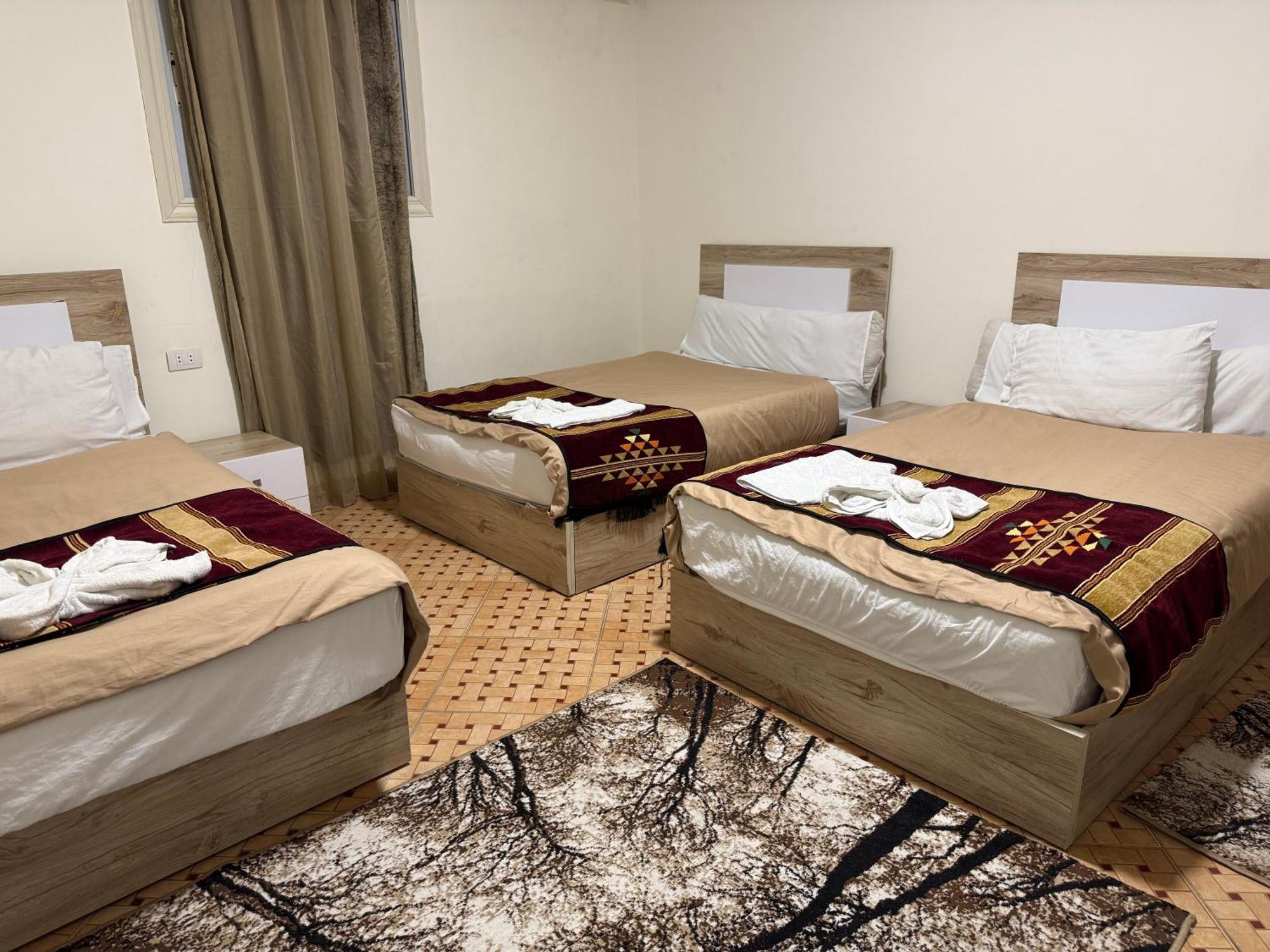 Hotel Nefertiti Pyramids View Kair Zewnętrze zdjęcie