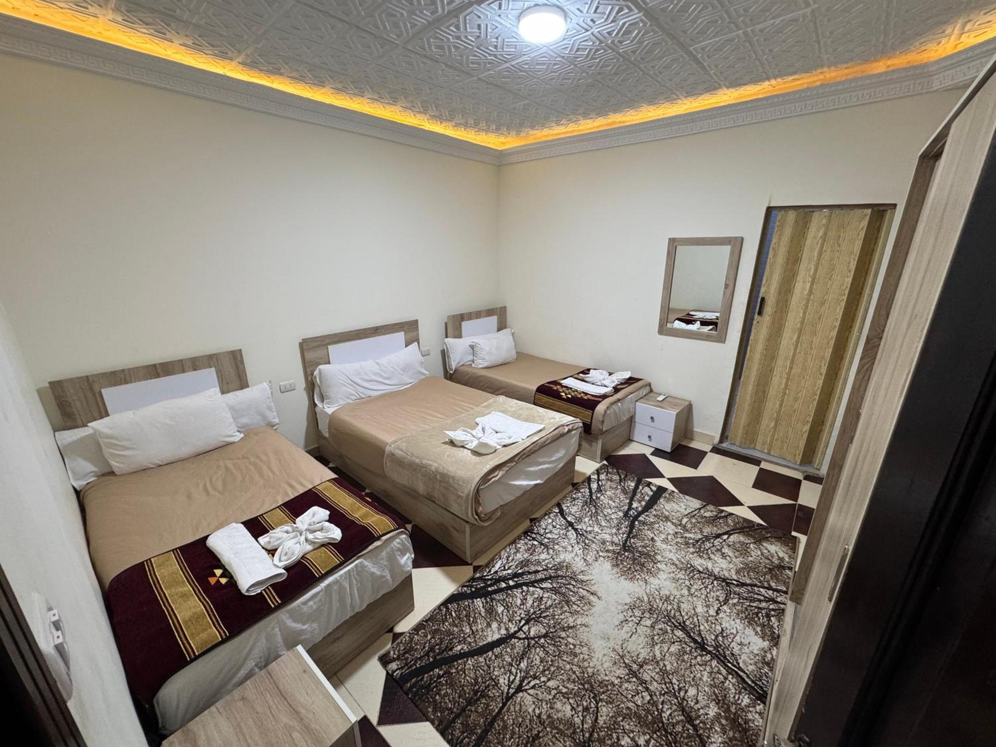 Hotel Nefertiti Pyramids View Kair Zewnętrze zdjęcie