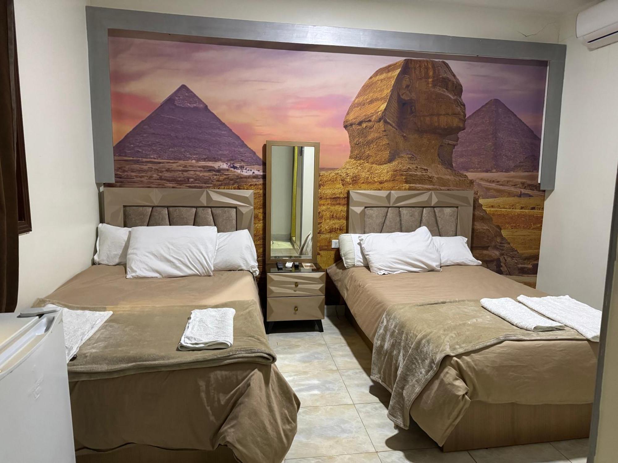 Hotel Nefertiti Pyramids View Kair Zewnętrze zdjęcie