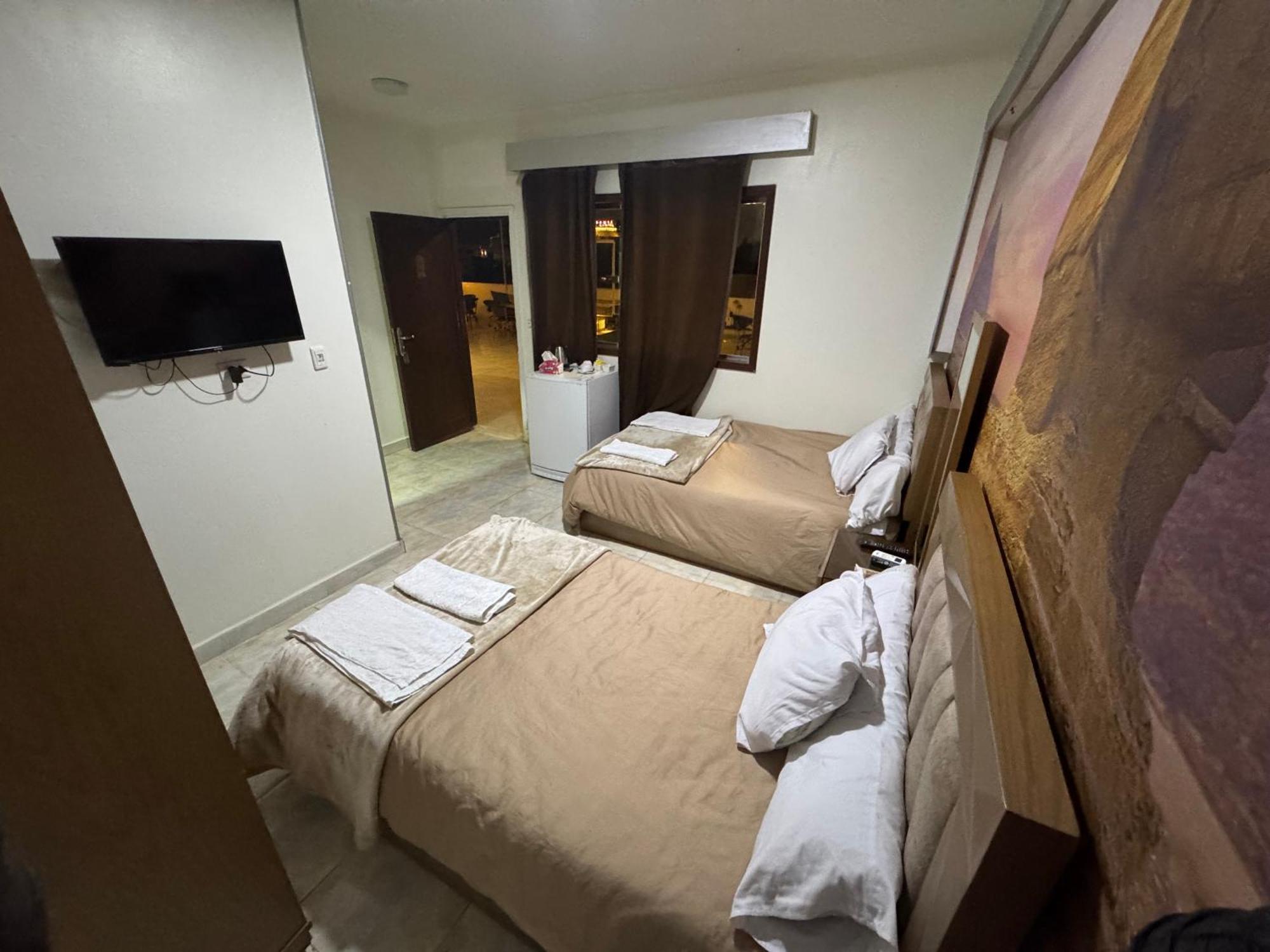 Hotel Nefertiti Pyramids View Kair Zewnętrze zdjęcie