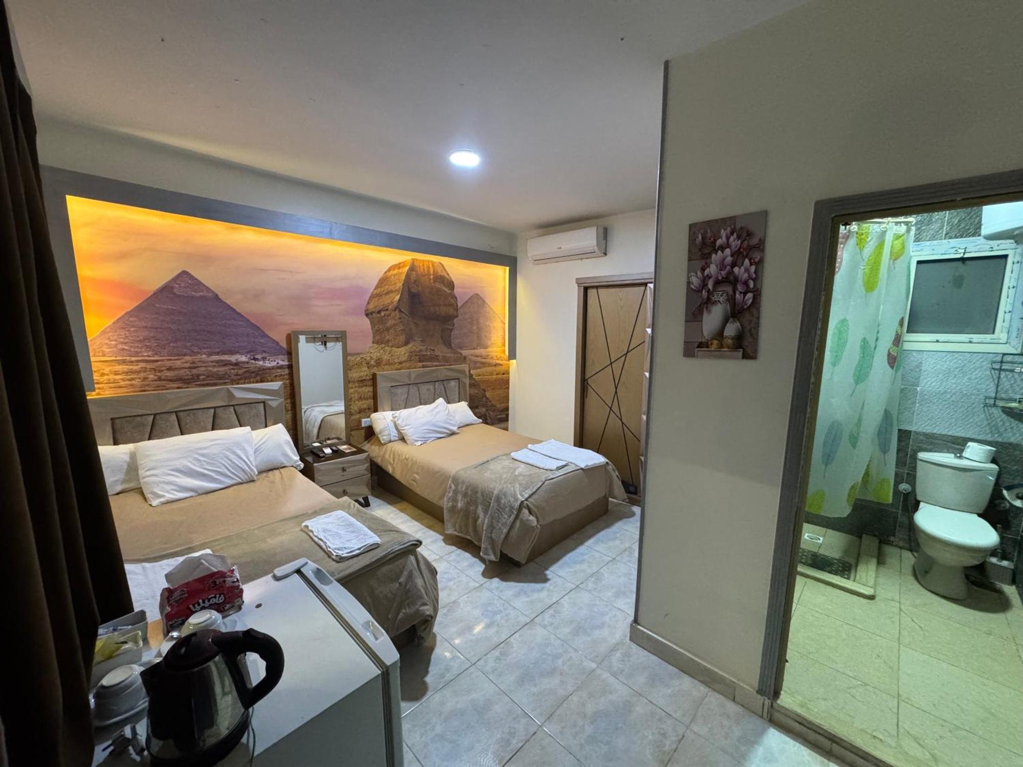 Hotel Nefertiti Pyramids View Kair Zewnętrze zdjęcie